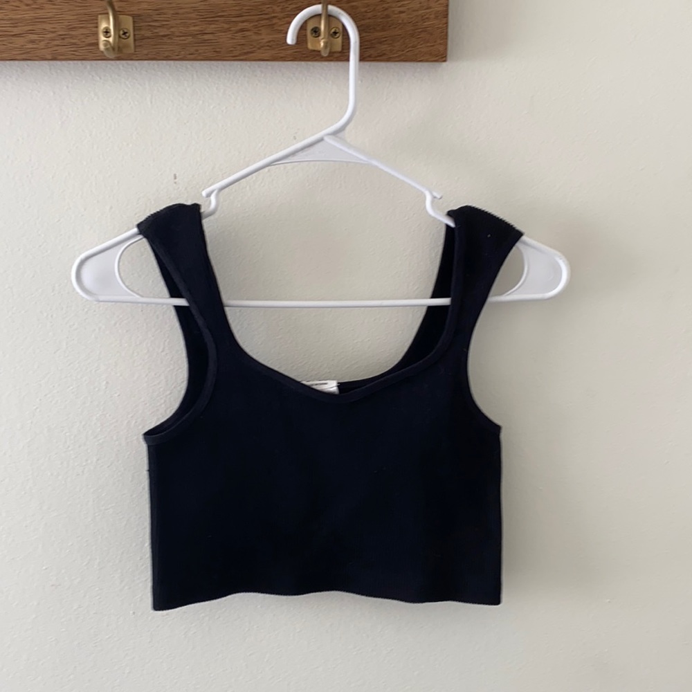Cotton on black stretch crop top